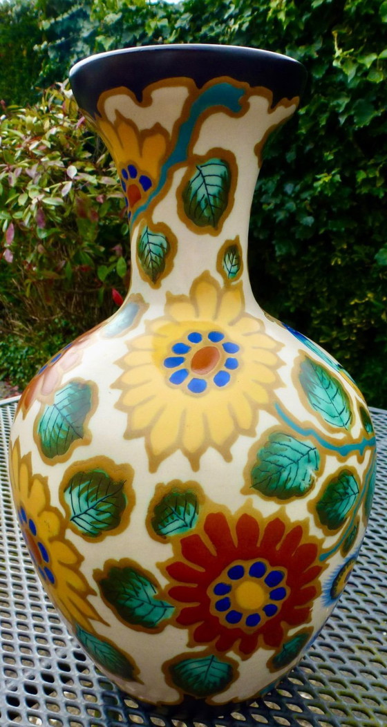 Image 1 of Plateelbakkerij Regina - Avisa - Jan Signer - Vaas Gouda.