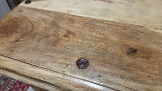 Image 1 of Großer Esstisch aus Massivholz