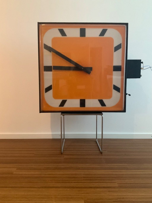 Reloj publicitario de joyería