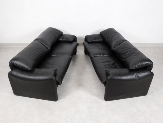 Image 1 of Set di 2 Cassina Maralunga 2,5 posti - pelle nera