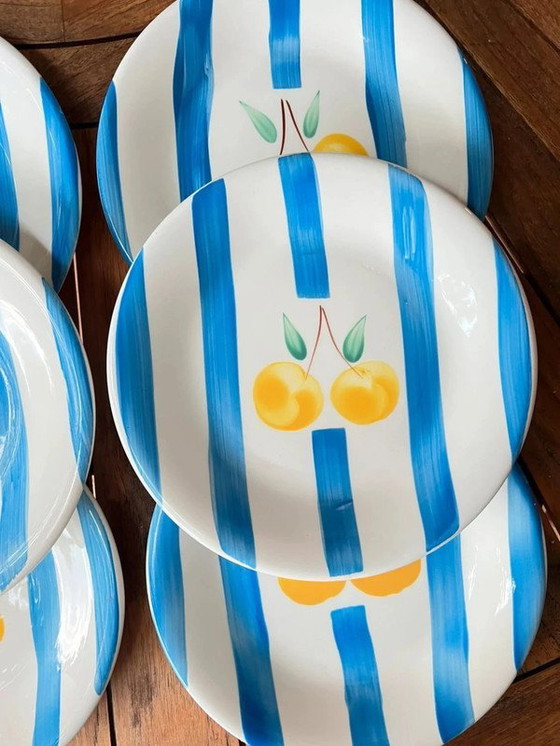 Image 1 of Set of 6 TRECI dinner plates Italy - Hand-painted porcelain vintage cherries
