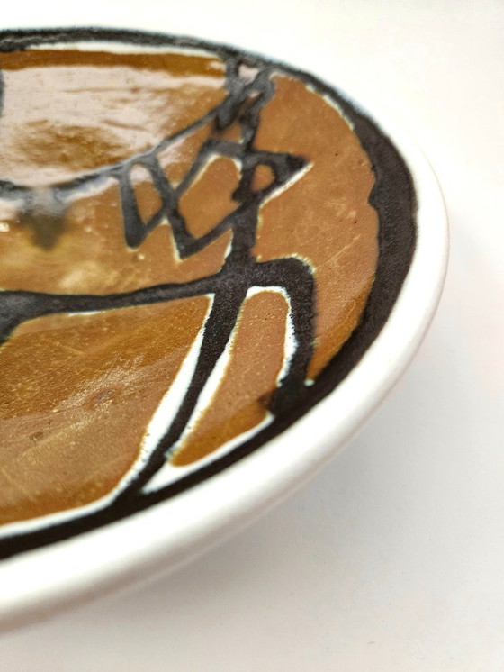 Image 1 of RARE! Vintage brutalist rough glazed mid-century wall plate. Made by Zsuzsa GYÖRGYEY (1931-2006)