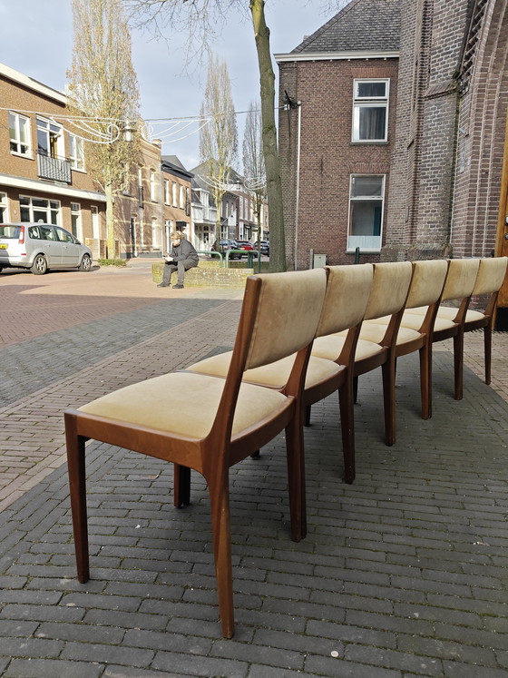 Image 1 of Set vintage eetkamerstoelen zes stuks