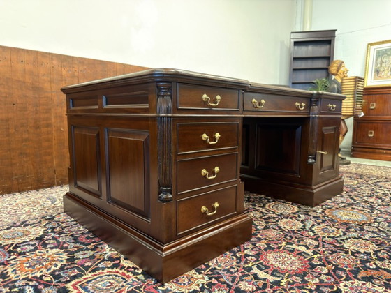 Scrivania da Partner Vintage Inglese Classica – Scrivanie, Leather, Wood (photo 5 of 20)