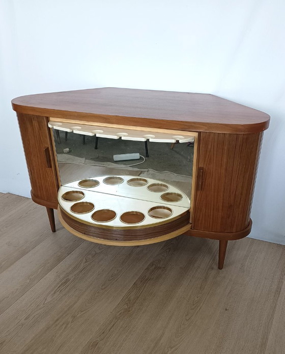 Image 1 of Mueble bar tocadiscos años 50