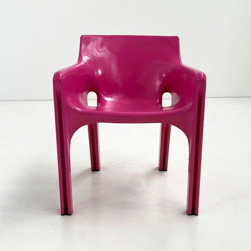 Fauteuil Rose Gaudi par Vico Magistretti pour Artemide, 1984 – Plastic (photo 2 of 10)