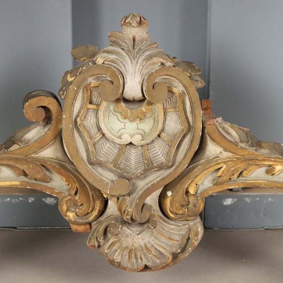 Image 1 of Console table in carved, gilded and lacquered wood