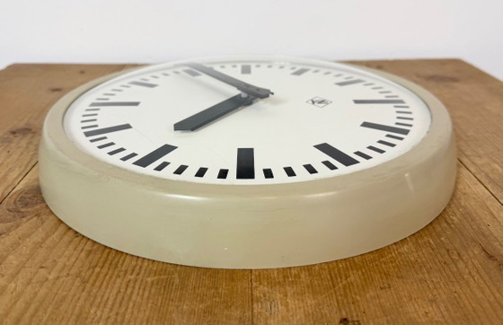 Industriële grijze bakelieten wandklok uit Tennessee, jaren 60. – TN, Klokken, Glass (photo 13 of 15)