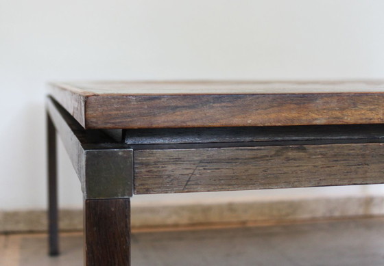 Image 1 of Pagina 1 van 13 Mid Century koperen en houten salontafel, Vad Trevarefrikk, Noorwegen, jaren 60.