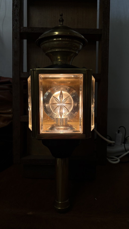 Coach style wall lamp brass - cut glass & working (vintage design)