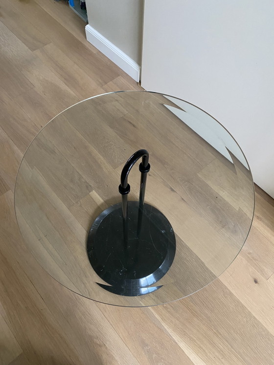 Image 1 of Table d'appoint en marbre Vico Magistretti Italie 1980