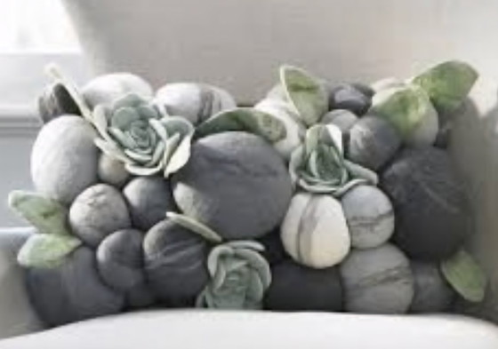 Image 1 of Coussin de pierre par la designer Ronel Jordaan