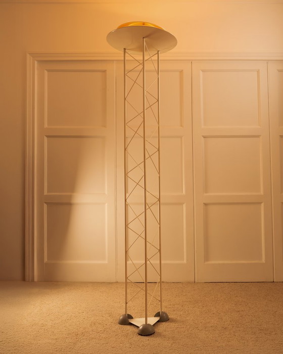 Image 1 of Lampadaire Alta Lite