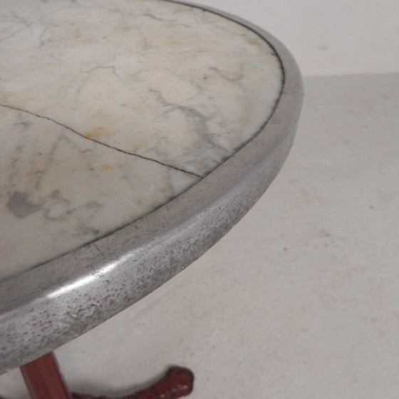 Image 1 of Tavolo da bistrot con gambe in ghisa e piano in marmo, anni '20