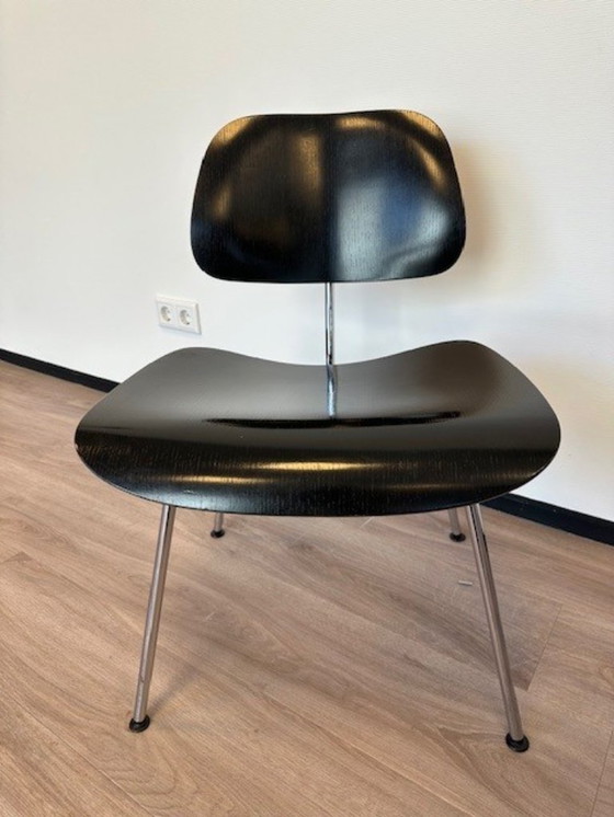 Image 1 of 2 sedie da pranzo Vitra Eames DCM