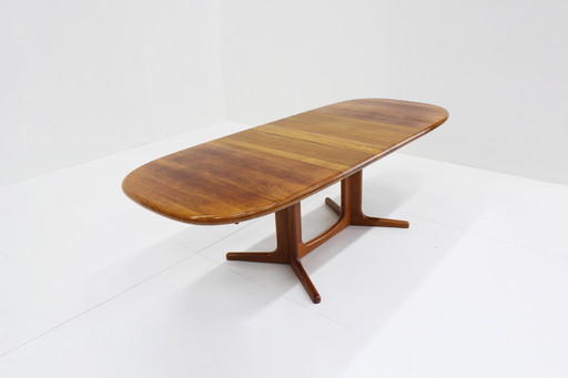 Vintage Danish Oval Extendable Dining Table Solid Teak Glostrup