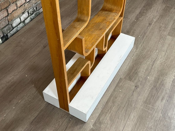 Ludvik Volak Drevopodnik Holesov - Holz | Ludvík Volák, Wandregal, Braun, Modern (Foto 6 von 8)