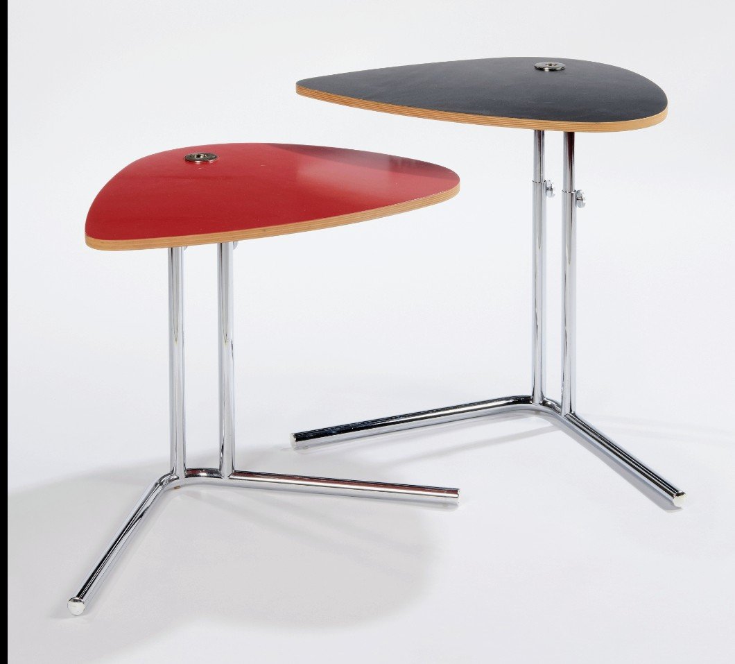 【名作】TECTA テクタ K22 SIDE TABLE WALNUT NEW Side table K22L from Tecta, height adjustable | €99 | Whoppah