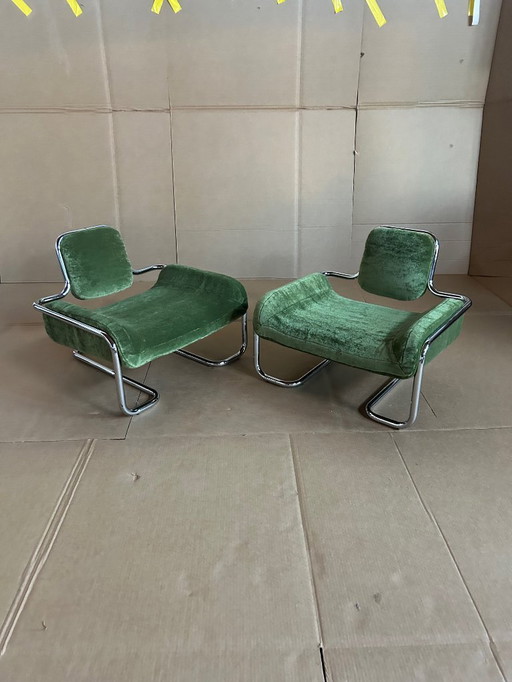 Poltrone Kwok Hoi Chan Limande