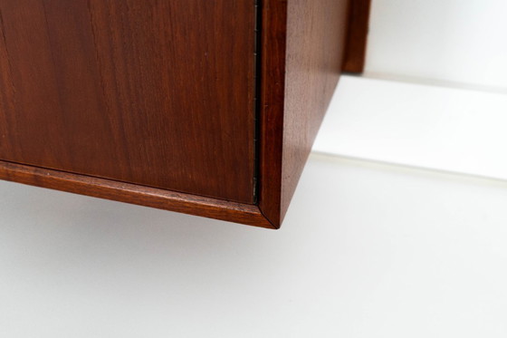 Image 1 of Modulaire wandkast van teakhout, Deens design, jaren 60, gemaakt in Denemarken.