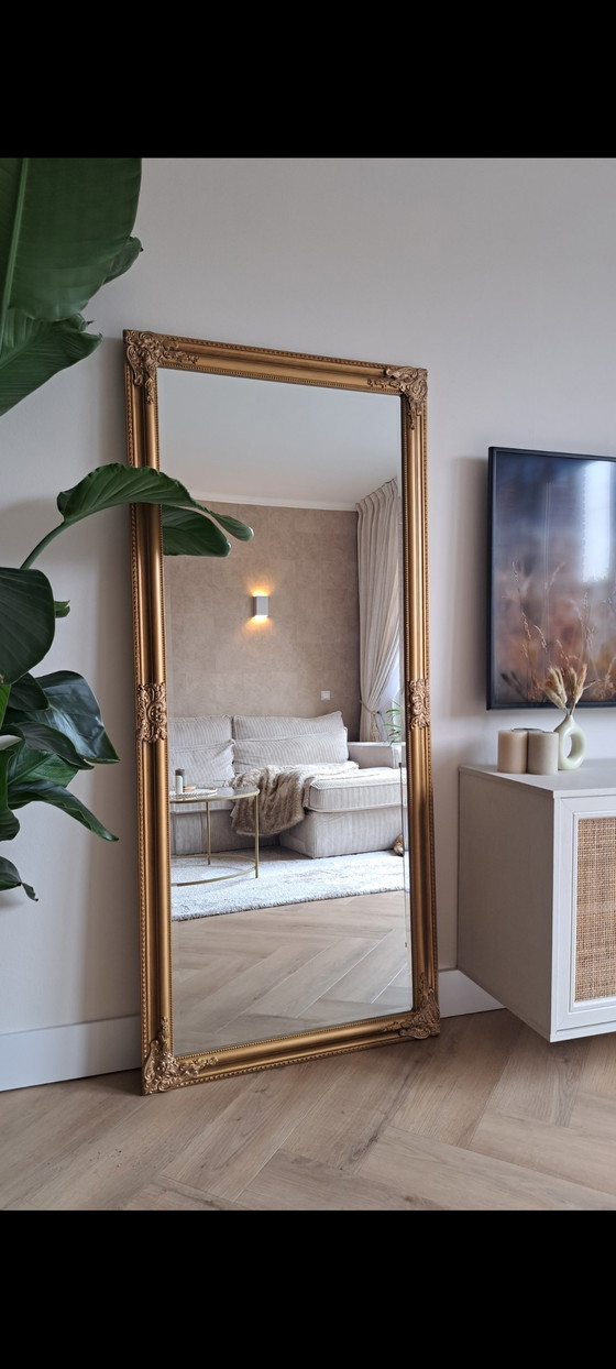 Image 1 of Grote goudbronze antieklook spiegel met facet