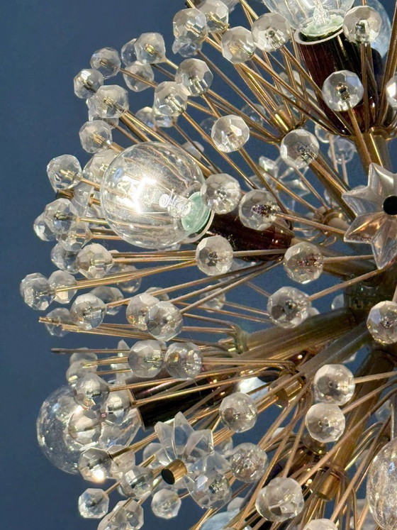 Image 1 of Lámpara de araña Snowball/Sputnik de latón, diseñada por Emil Stejnar, Austria, década de 1960.