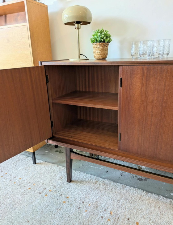 Vintage Groot Teakhouten Sideboard, Dressoir – Wood (photo 9 of 12)
