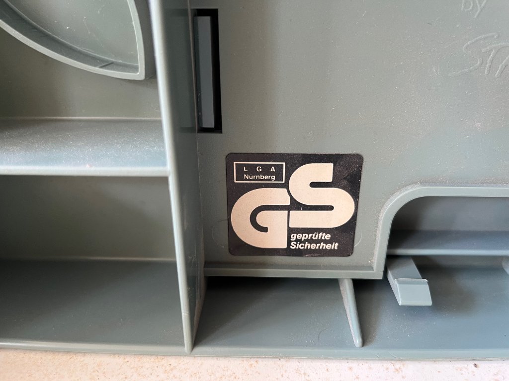 Dr. Oola Footrest Philippe Starck | €150 | Whoppah