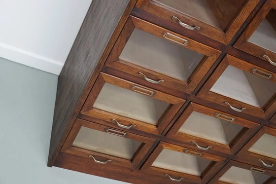 Image 1 of Armoire de mercerie/vitrine vintage en chêne hollandais, années 1950