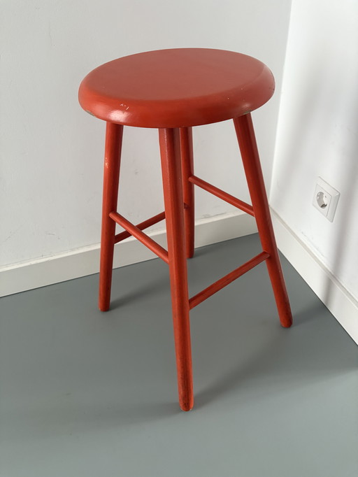 tabouret vintage en bois