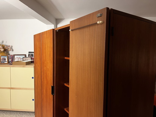 Pastoe KU14 wardrobe