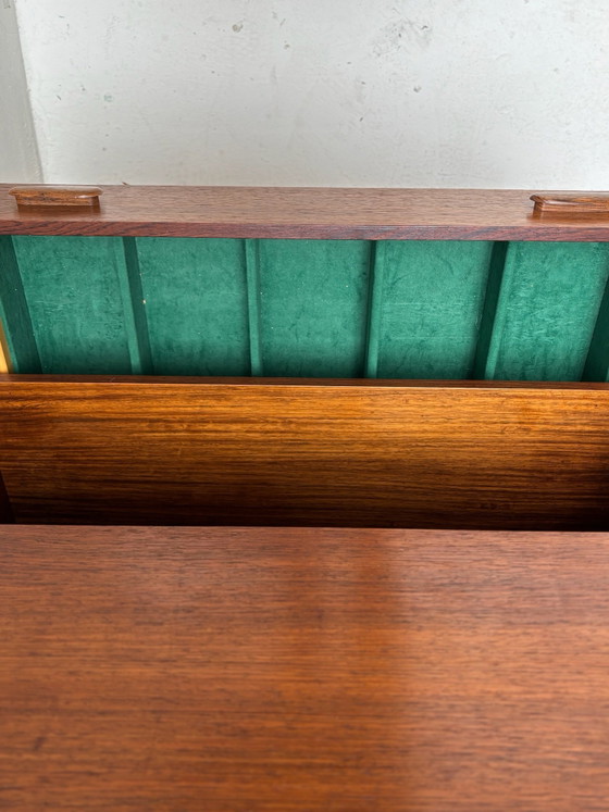 Credenza vintage in palissandro, design danese, Credenze, Tessile, Legno, Marrone (foto 4 di 14)
