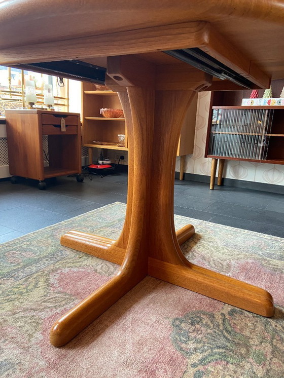 Image 1 of Vintage Danish extendable dining table made of solid teak wood