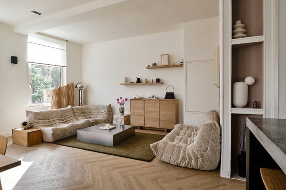 Image 1 of Tavolino cubo in acciaio Metaform su rotelle 100x100