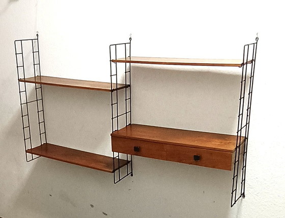 Image 1 of groot vijftiger jaren wandrek met lades en schappen 