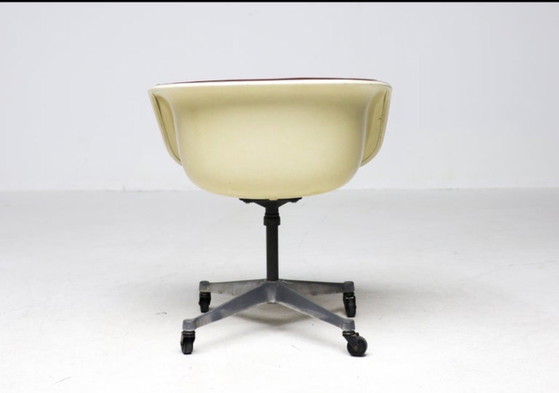 La Fonda Armchair — Charles & Ray Eames For Herman Miller, Ca. 1970 – Swivel chairs, Aluminium, Other (photo 9 of 11)