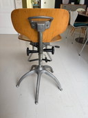 Silla de mesa de dibujo ajustable de la década de 1960
