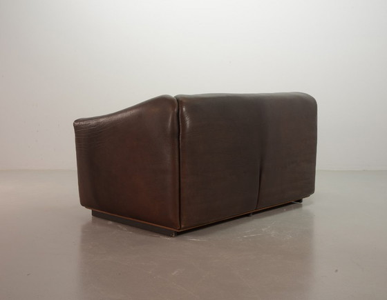 Image 1 of Canapé deux places extensible Sturdy De Sede DS47 en cuir marron. Suisse, 1970