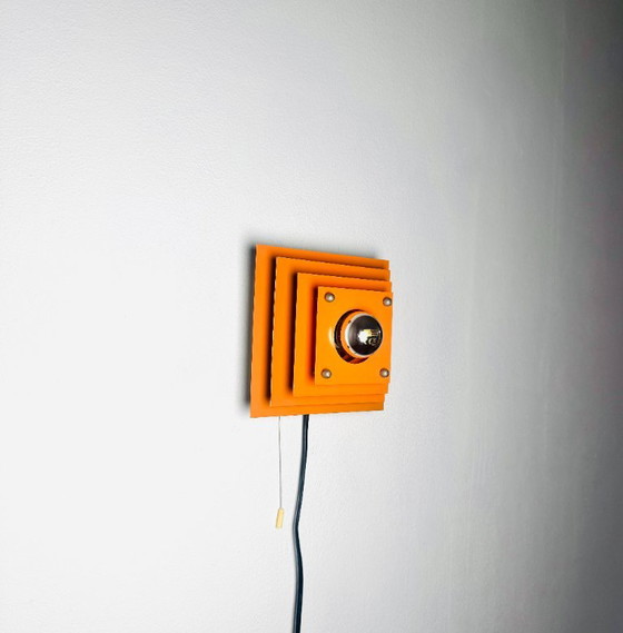 Pyramid layered wall lamp in orange by Hustadt Leuchten, Germany, 1960s – Wall lights, Metal (photo 6 of 6)