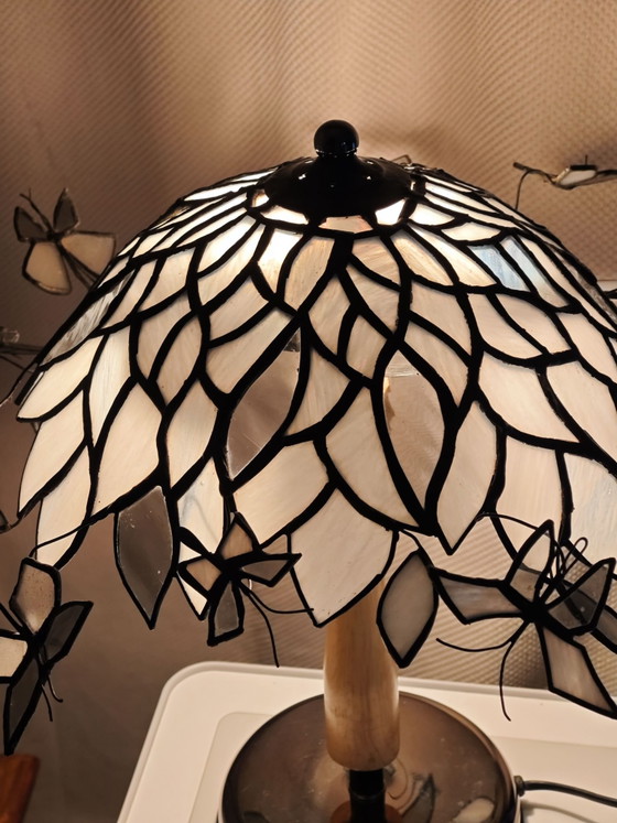 Lámpara mariposas 🦋, Migueline, Lámparas de mesa, Metal, Vidrio, Beige (foto 3 de 15)