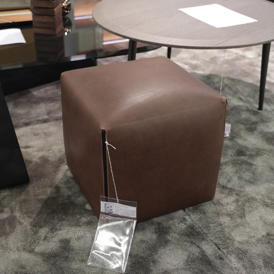 Image 1 of Molteni&C Domino Nex pouf