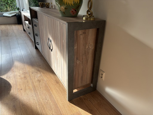 Mobile TV e cassettiera come nuovi / in vendita anche separatamente