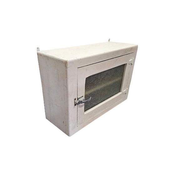 Image 1 of Alter antiker hölzerner Hängemedizinschrank, erste Hälfte des 20. Jahrhunderts