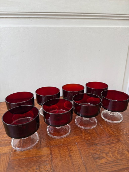 Juego de 6 copas de champán rojo rubí Luminarc, fabricadas en Francia, años 70