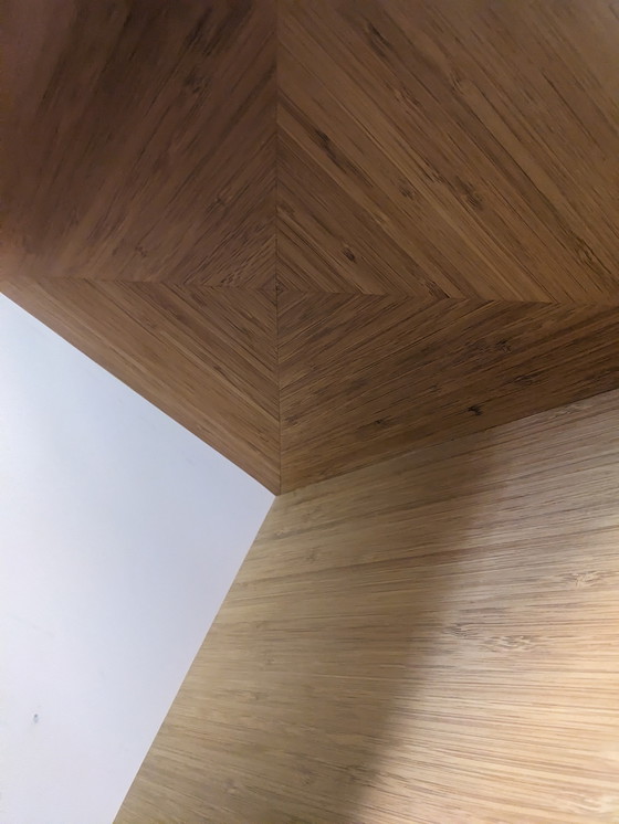 Image 1 of Falsche Tulpe, Kommode 1