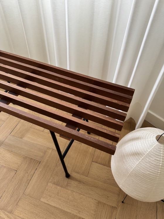 Banc minimaliste italien à lattes de bois, années 1960 – Fauteuils d'appoint (photo 4 of 5)