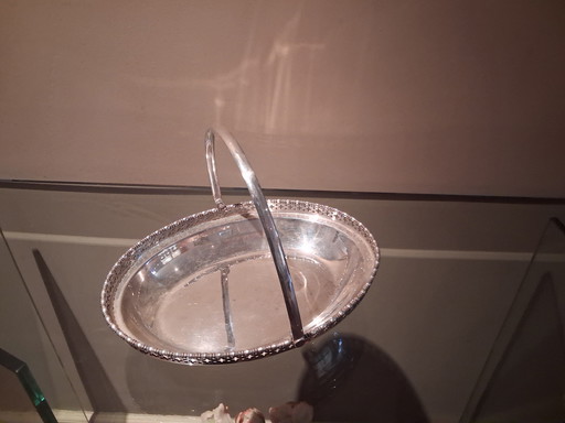 Silver plated fruit bowl circa 1930