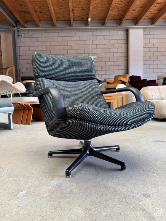 Artifort F154 fauteuil by Geoffrey D. Harcourt – Metal, Plastic (photo 2 of 15)
