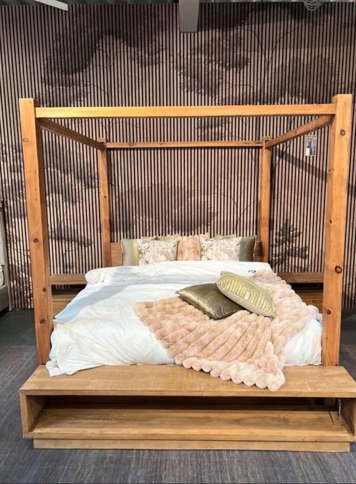 Calmore bed 180 x 200cm