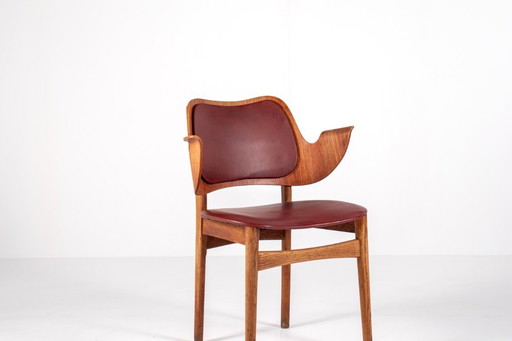 Model 107 Eiken & Teakhouten Fauteuil van Hans Olsen